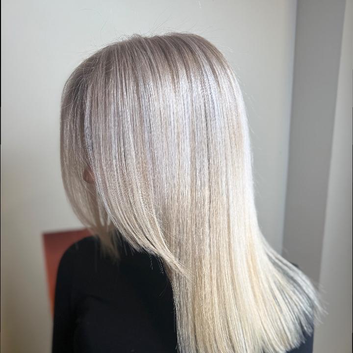 Être blonde est bien plus qu’une nuance, c’est une signature ✨